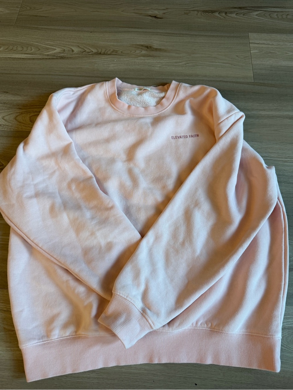 Elevated Faith Women's Crewneck Sweatshirt in Light Pink